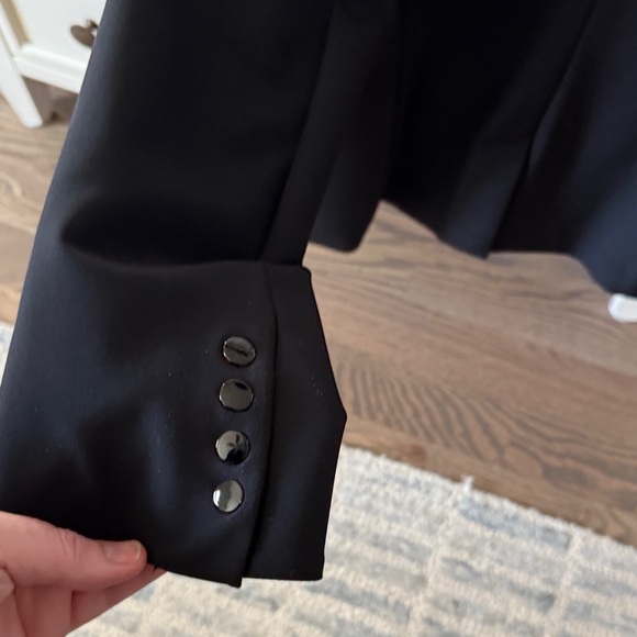 Veronica Beard Classic Black Blazer - Picture 6 of 6